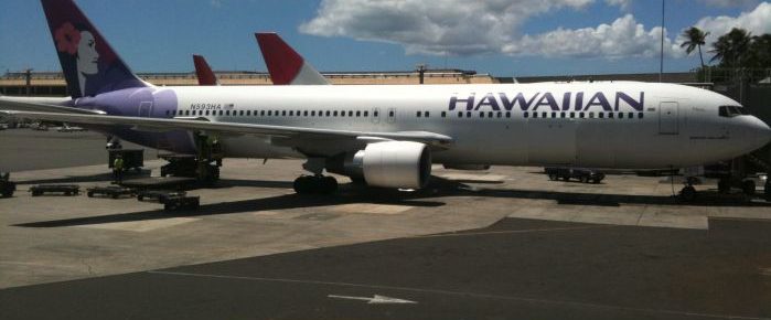 Hawaiian Airlines planes at HNL