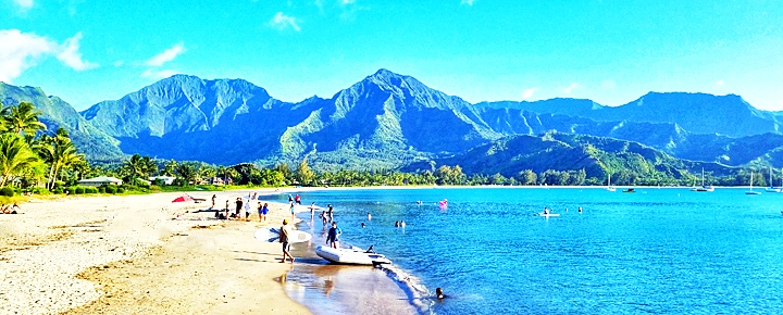 Hanalei Bay Kauai - Beat of Hawaii Photo