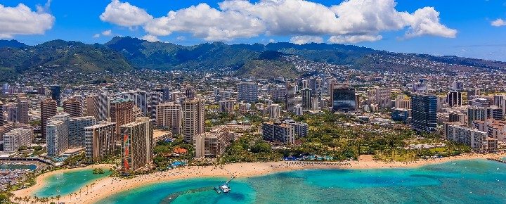 Flight Delays Strike Hawaiian Airlines