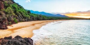 Maui Accommodations Halt As Hawaii Looks Beyond Tourism