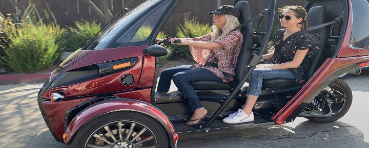 Waikiki's 3-wheeled $200 Day Rentals That Elon Musk Crashed Into Brick 