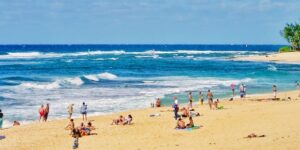 Big Shift As Hawaii Tourism Boom Crushes Neighbor Islands +21%