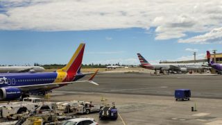 Ongoing Hawaii flight delays at all airports