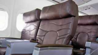 Hawaiian Airlines First Class Inludes Lounge Access Plus Two Free Bags