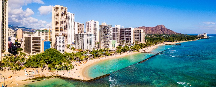 Part of the village shopping mall built into the resort. - Picture of Hilton  Hawaiian Village Waikiki Beach Resort, Oahu - Tripadvisor