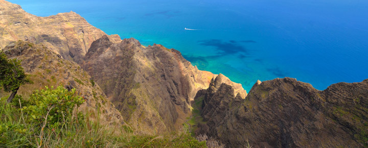 Awa’awapuhi Trail