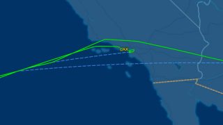 Yet Another Hawaii Flight Diversion Today | Disruptive Passenger