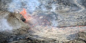 Eruption “Likely Imminent” After Kilauea Volcano Stopped; Then USGS Reverses
