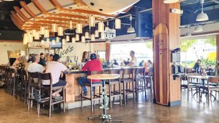 Guy Fieri Honolulu Gem Review: Superb $15 Seafood Lunch