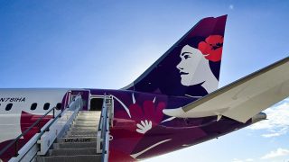 Hawaiian Airlines Vanishing Act: Low Fare Calendars and Features