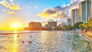 Cost of Hawaii Vacations Now Eludes These Visitors Too