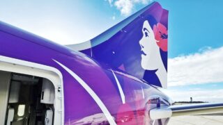 Last Call for Luxury: This Hawaiian Airlines Dreamliner Says Aloha