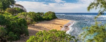 Nude beaches on Kauai. Myth or reality?