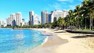 Hawaii Tourism Jolt: U.S. Visitors Surge + Japan Travel Revolution