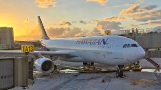 Hawaiian Airlines’ Reservation Mess: Alaska Can't Fix Issues Until 2026