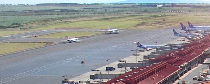 Two Jets Collide In High Winds at Kahului Airport