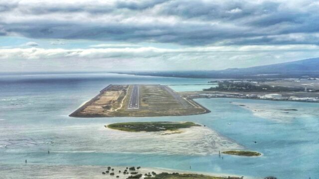 Reef runway at HNL.