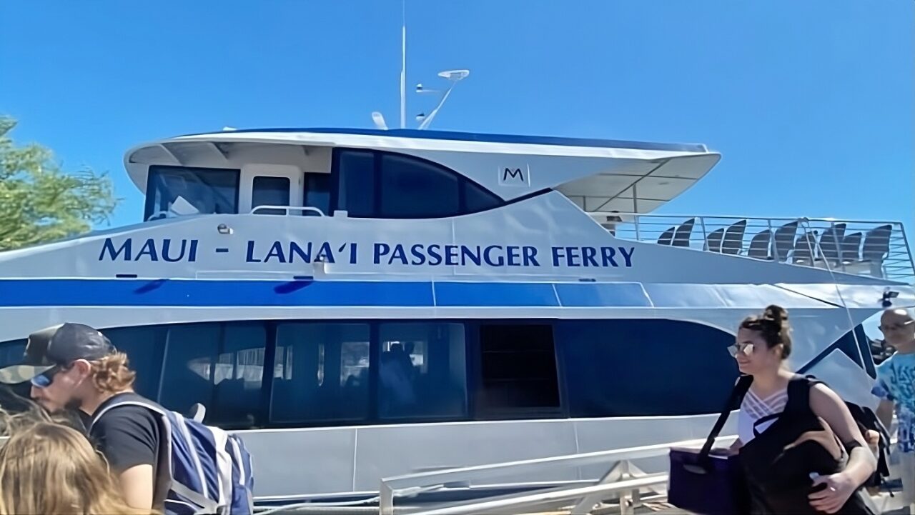 Lanai Passenger Ferry by Expeditions