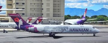 Hawaiian Airlines planes at HNL