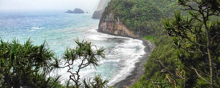 Pololu Beach