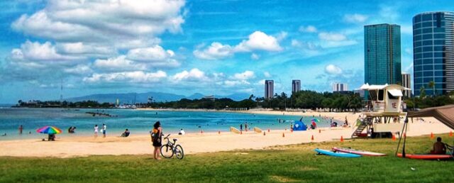 Ala Moana Beach Park