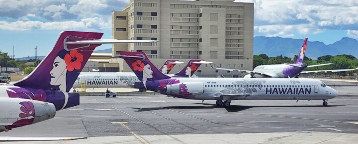 Hawaiian Planes at HNL