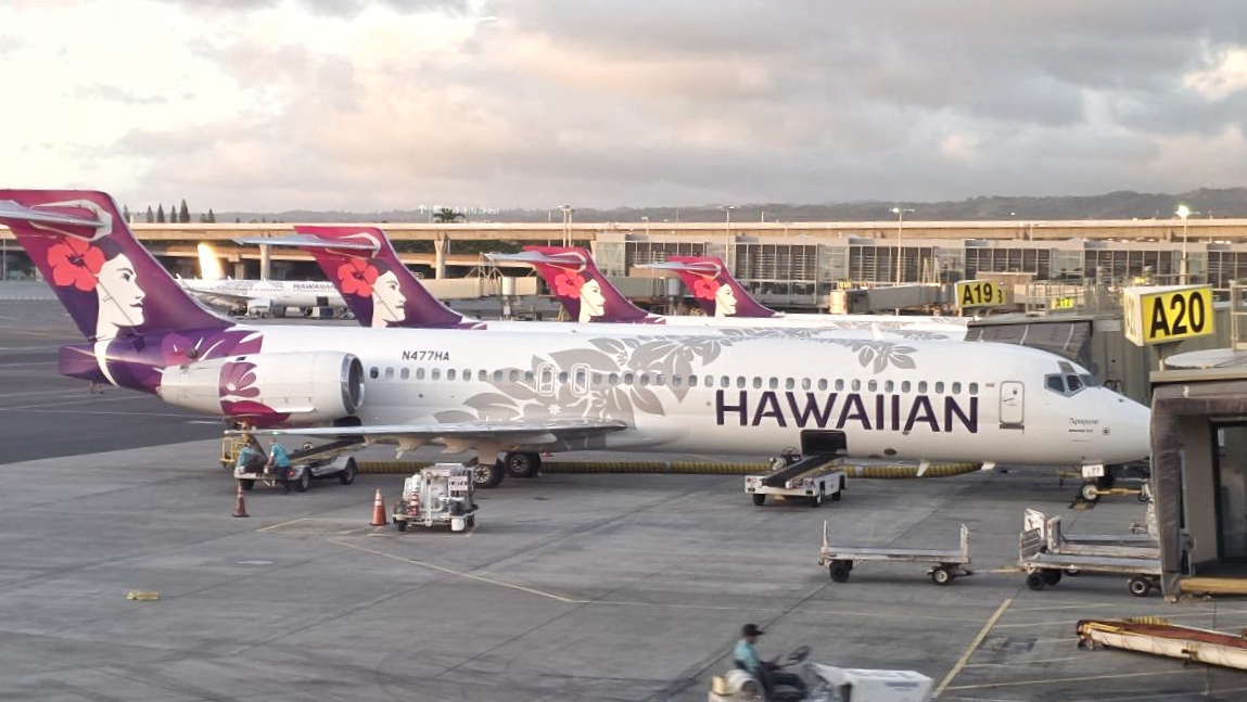 Hawaiian 717 fleet at HNL - Beat of Hawaii