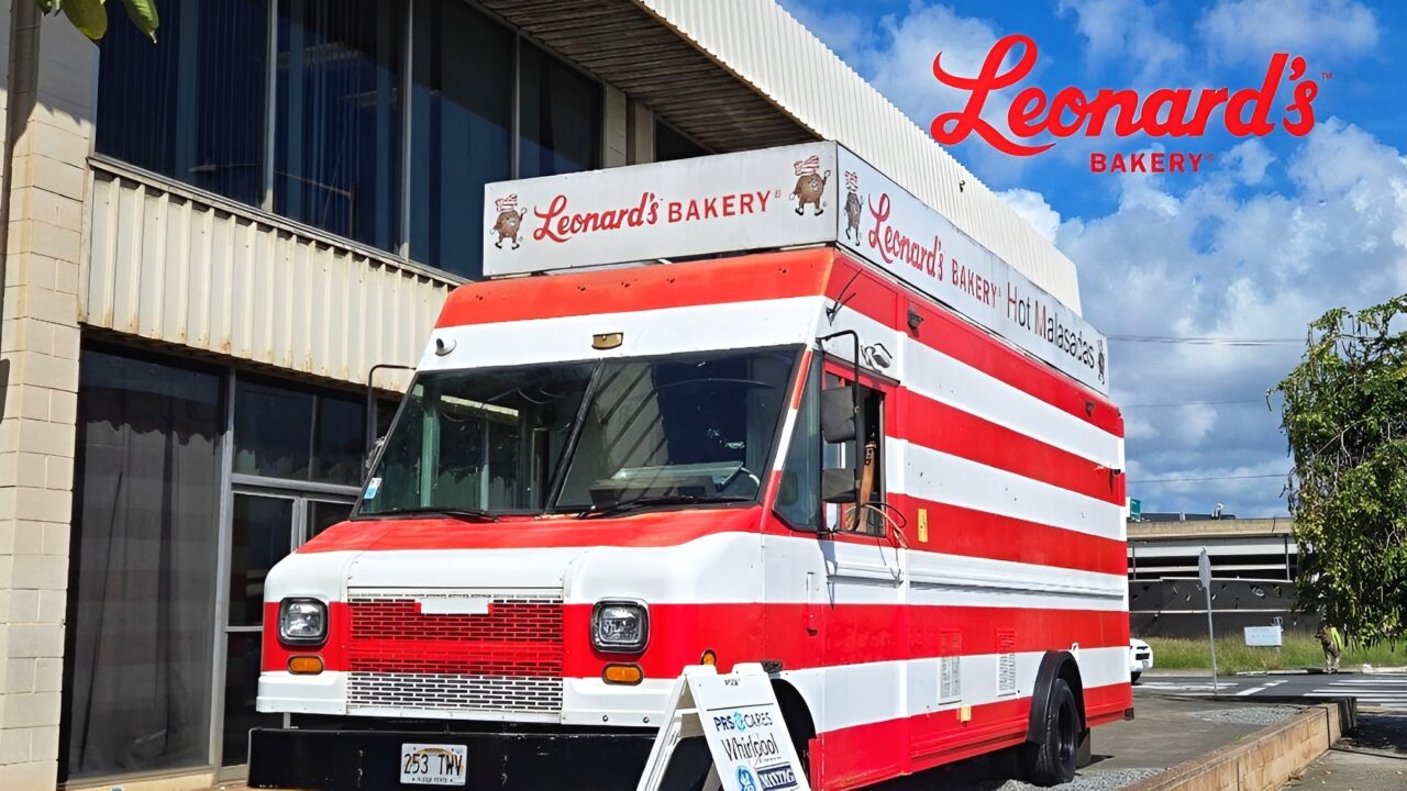 Leonard's Bakery near HNL
