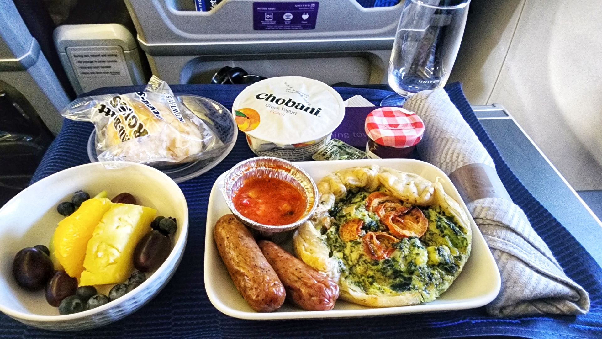 United Premium Economy Meal Service