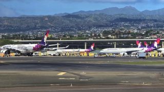 Hawaiian Airlines at HNL