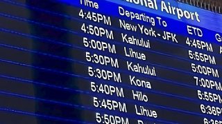 Honolulu flight departure board