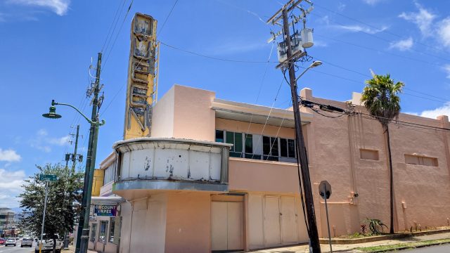Queen Theater Kaimuki Honolulu