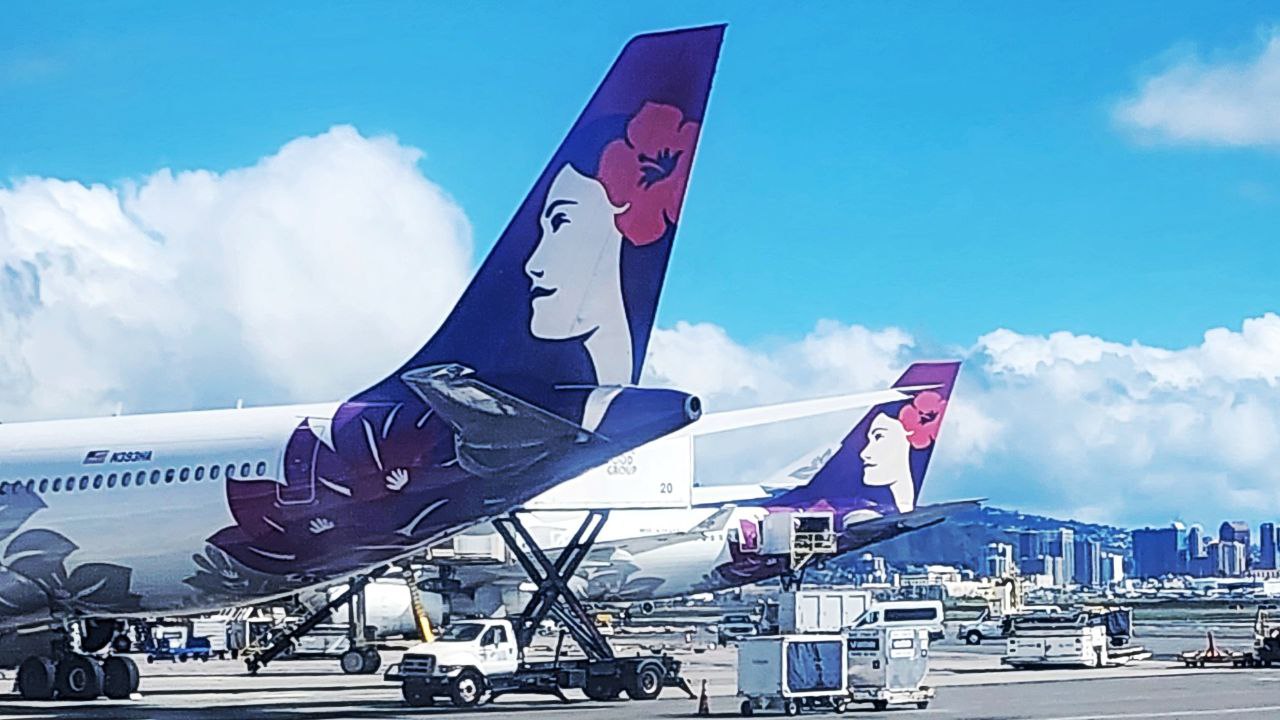 Hawaiian at HNL